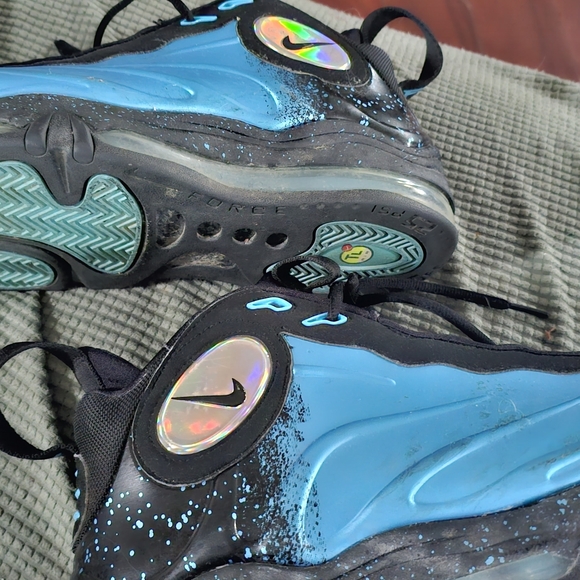 Tim Duncan Nike - Picture 2 of 4